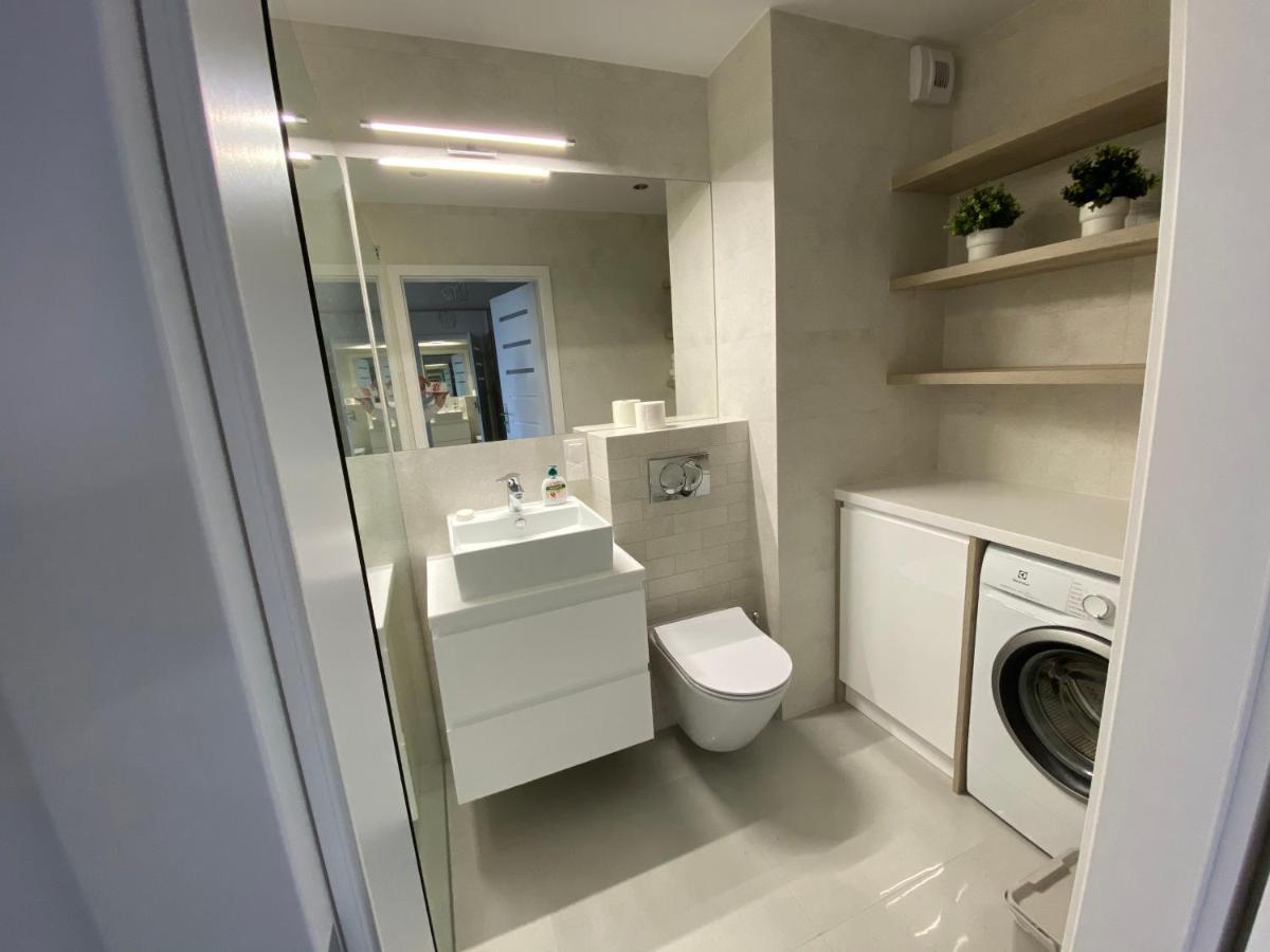 Flat4You II Poznan Bagian luar foto